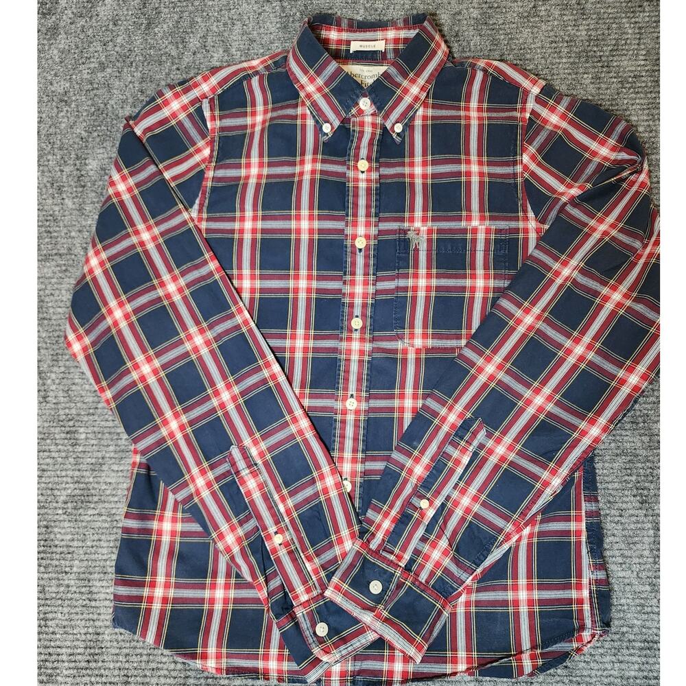 Abercrombie & Fitch Large Blue Plaid Muscle Long Sleeved Collard Button Down